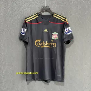 Liverpool Retro 09-10 Away