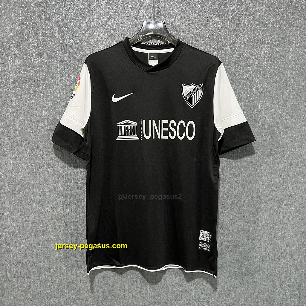 Malaga Retro 12-13 Away