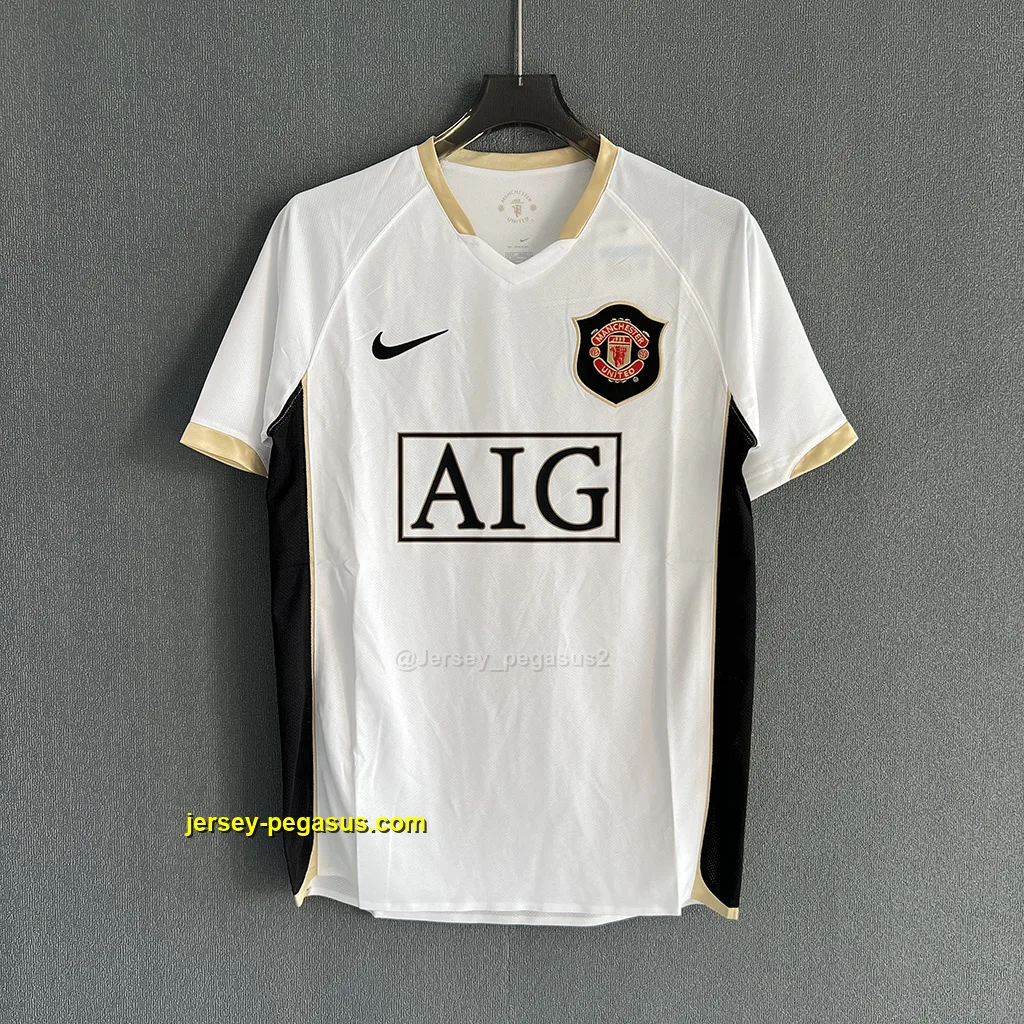 Man Utd Retro 06-07 Away Player Version