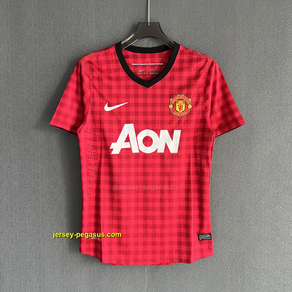 Man Utd Retro 12-13 Home Player Version