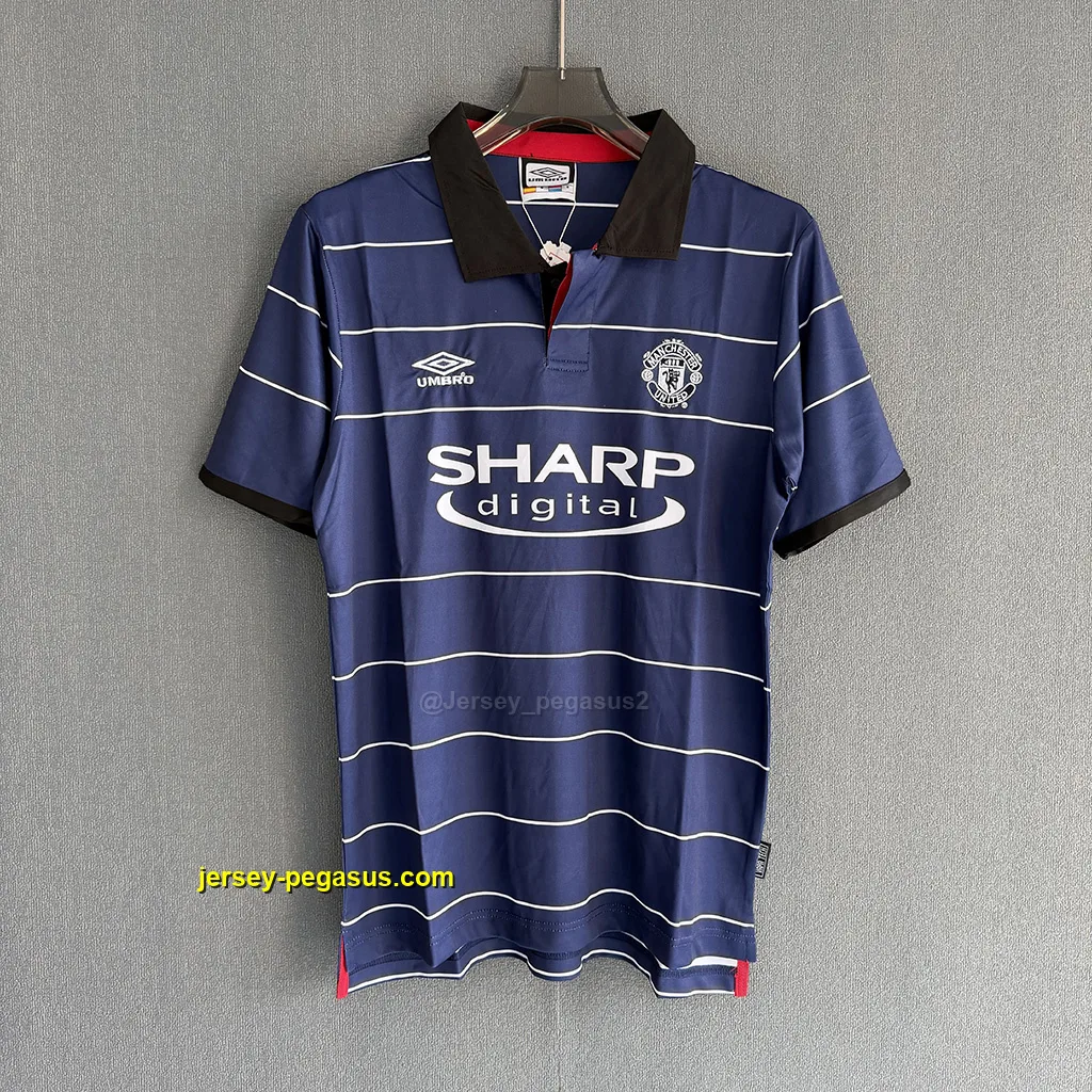 Man Utd Retro 99-00 Away