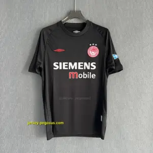 Olympiacos Retro 04-05 Away