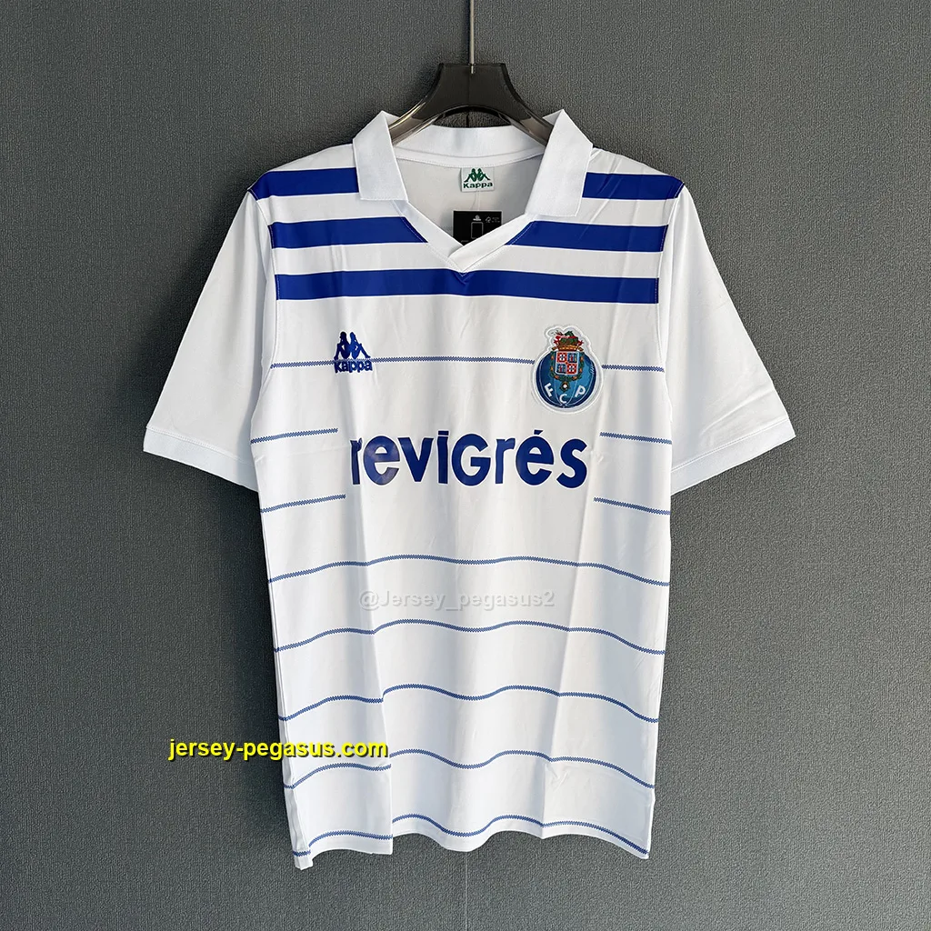 Porto Retro85–86 Away