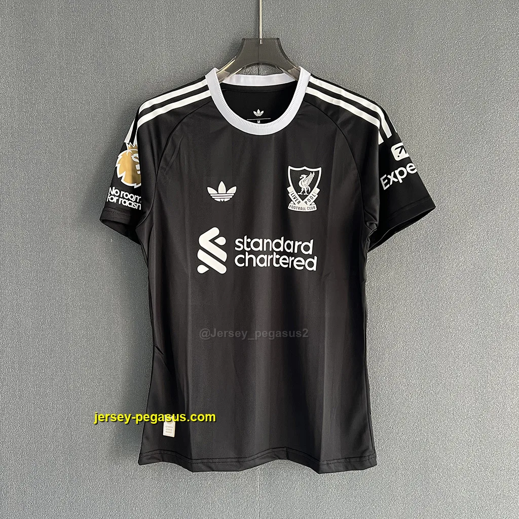 Liverpool GK Black Player Version Liverpool GK Black Player Version