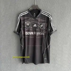 River Plate 75 Years Monumental