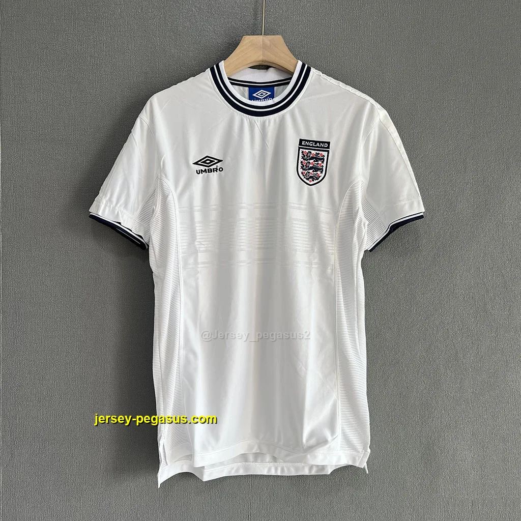 England Retro 00 Home