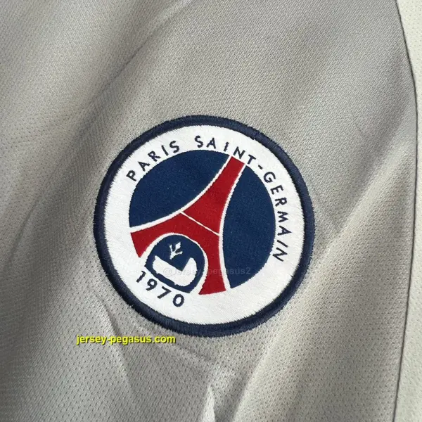 PSG Retro 01-02 Away