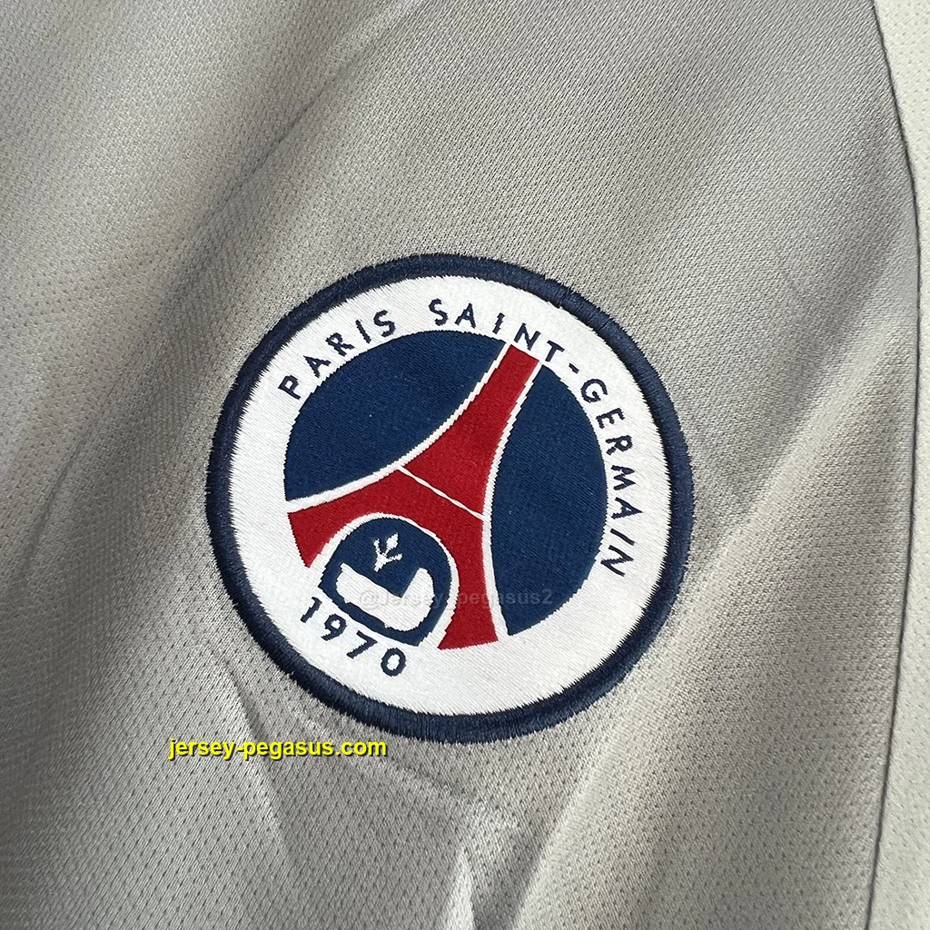 PSG Retro 01-02 Away