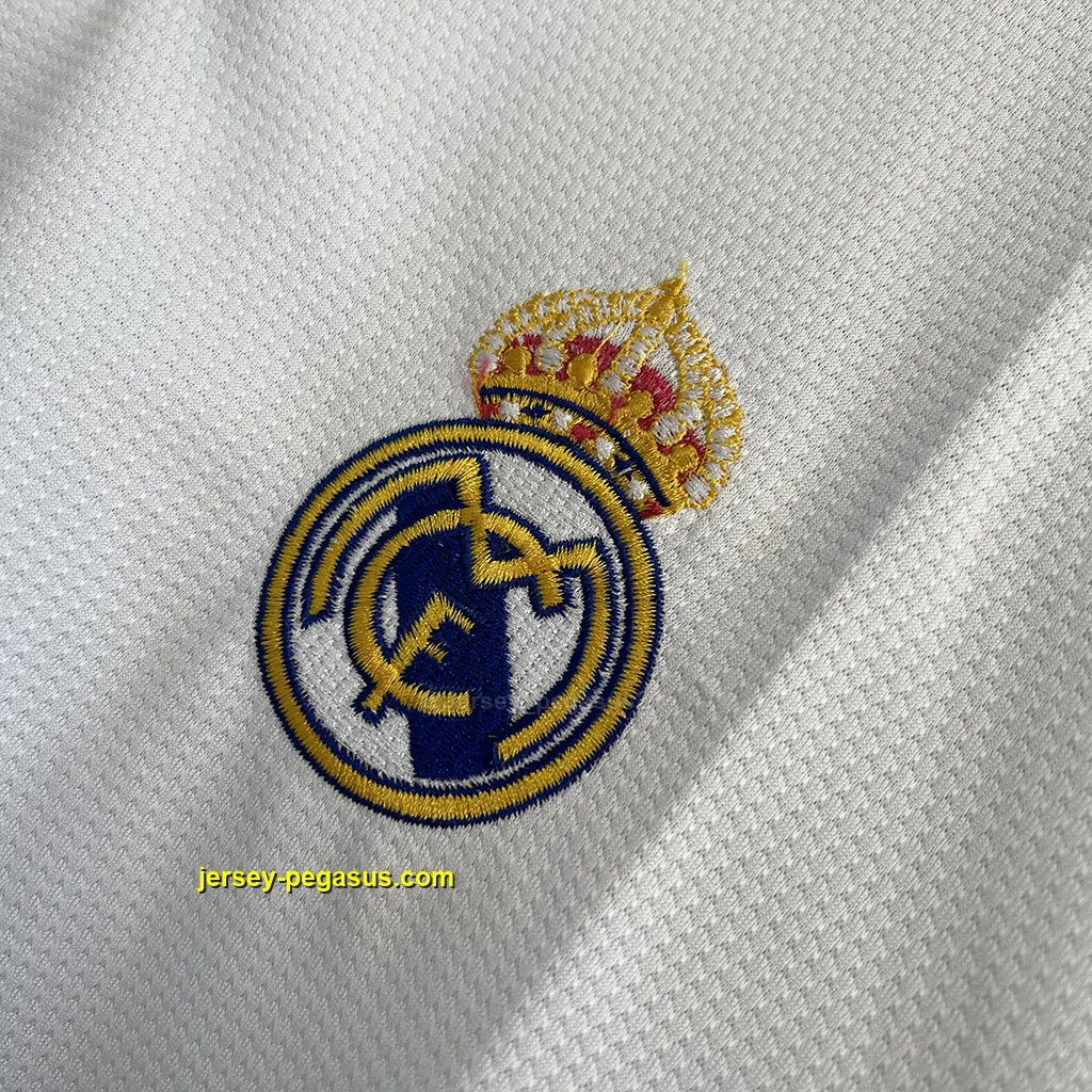 Real Madrid Retro 18-19 Home