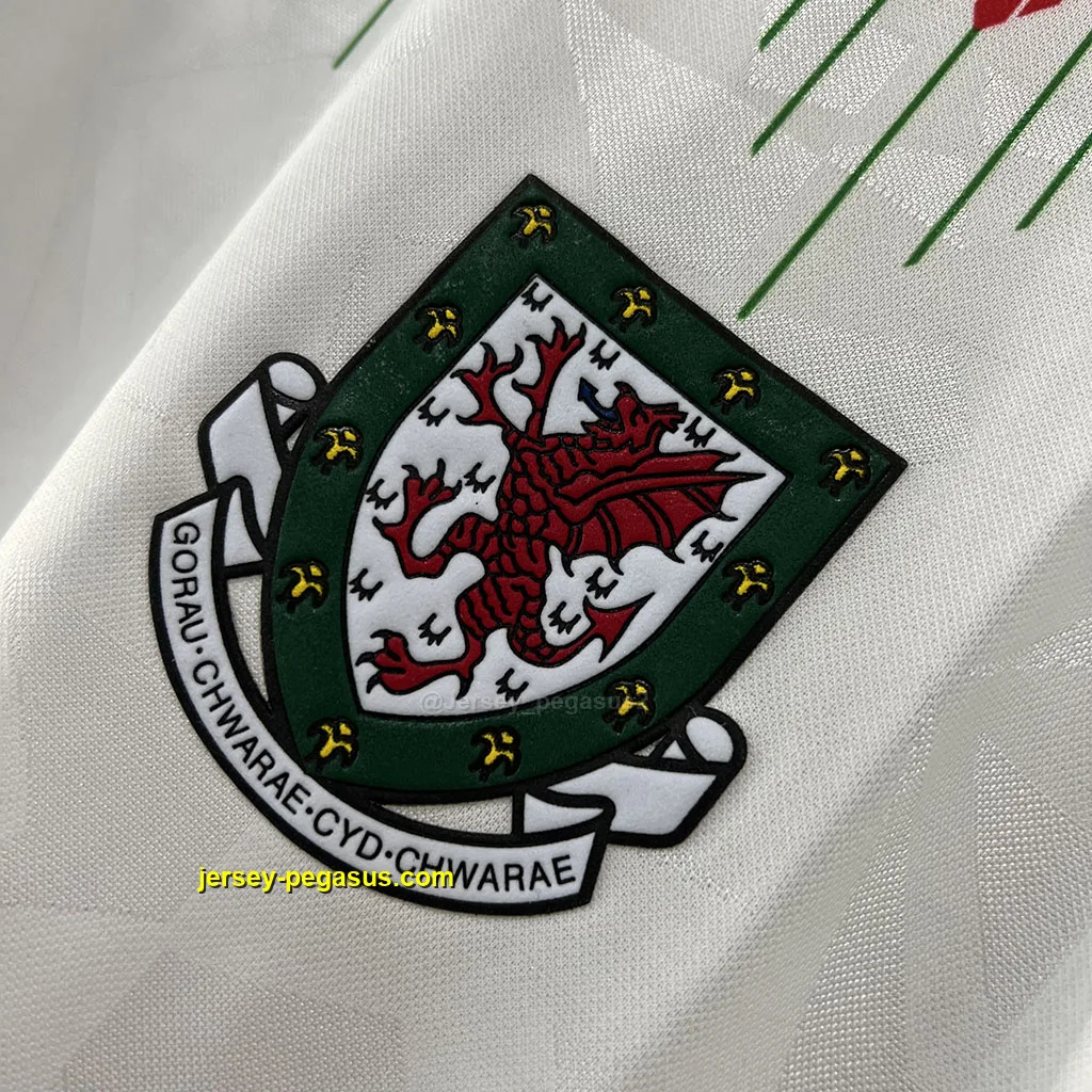 Wales Retro 90-92 Away Wales Retro 90-92 Away