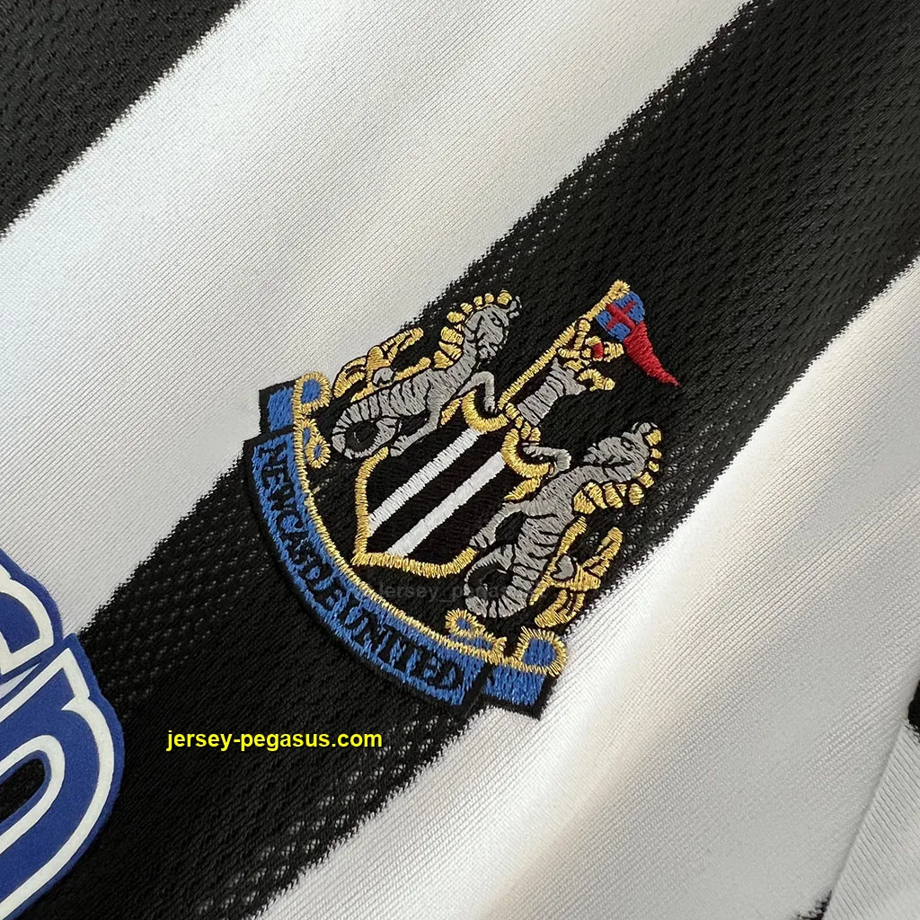 Newcastle United Retro 03-05 Home LONG SLEEVES