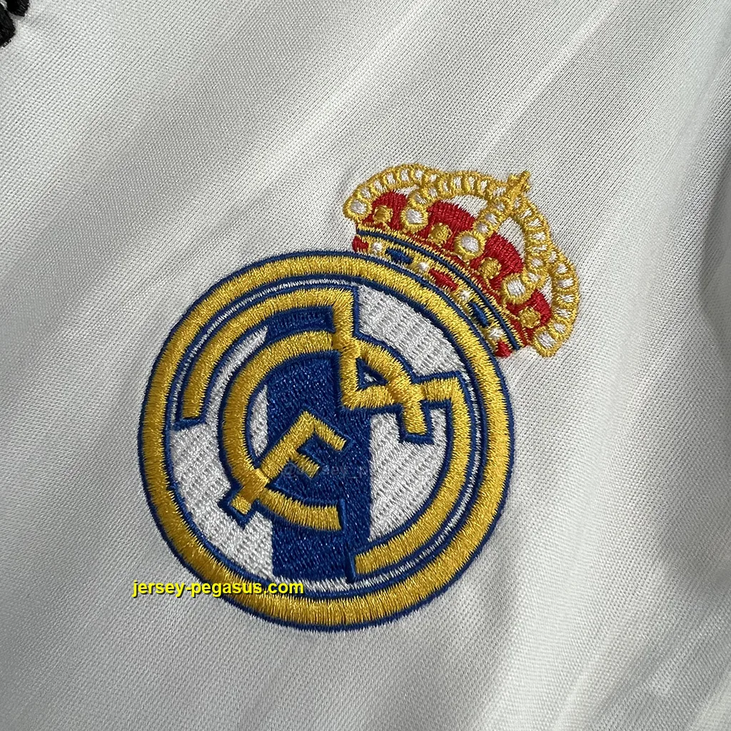 Real Madrid Retro 06-07 Home LONG SLEEVES Real Madrid Retro 06-07 Home LONG SLEEVES