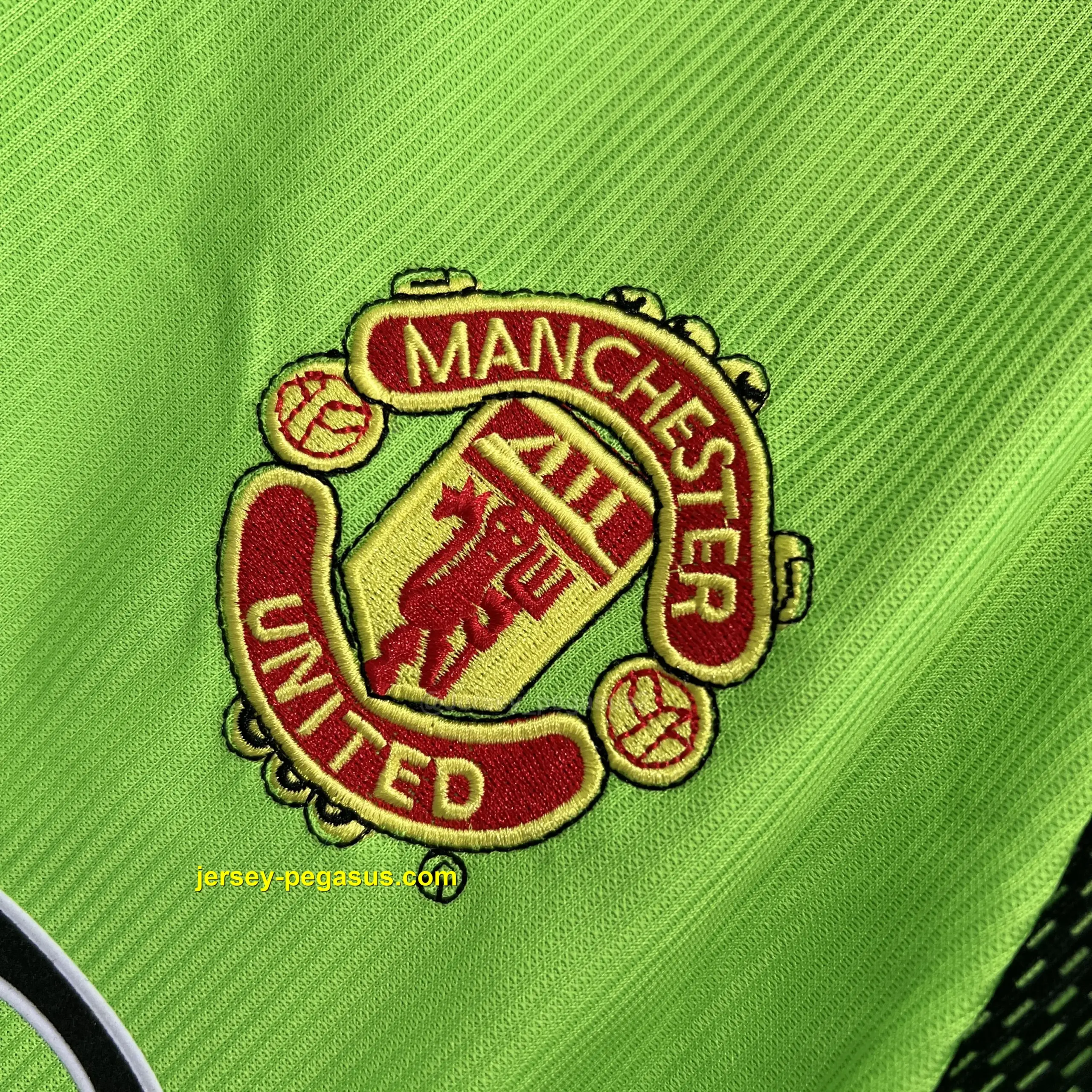 Man Utd Retro 98-99 GK Green LONG SLEEVES