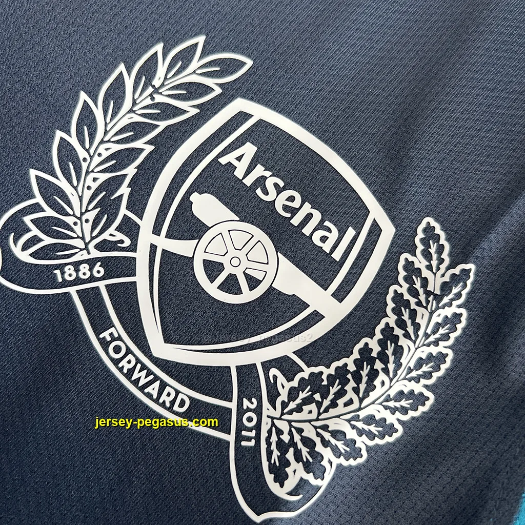 Arsenal Retro 11-12 Away Player Version Arsenal Retro 11-12 Away Player Version