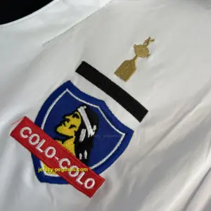Colo-Colo Retro 2013 Home