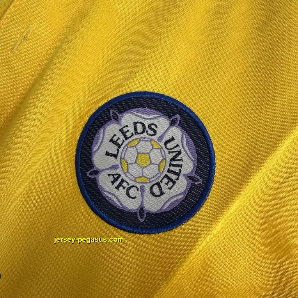 Leeds United Retro 96-97 Away