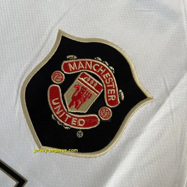Man Utd Retro 06-07 Away Player Version