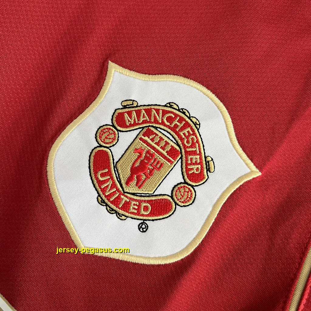 Man Utd Retro 06-07 Home Player Version Man Utd Retro 06-07 Home Player Version