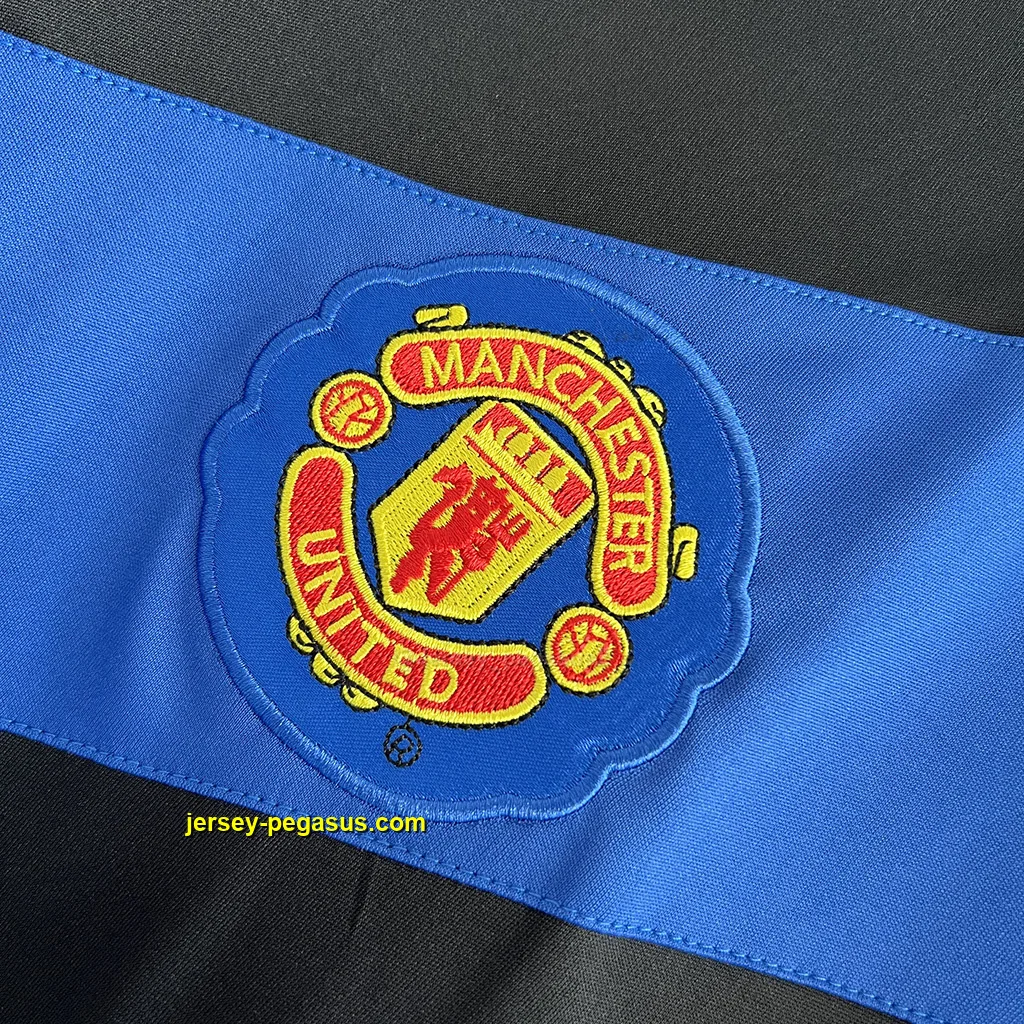 Man Utd Retro 09-10 Away Man Utd Retro 09-10 Away