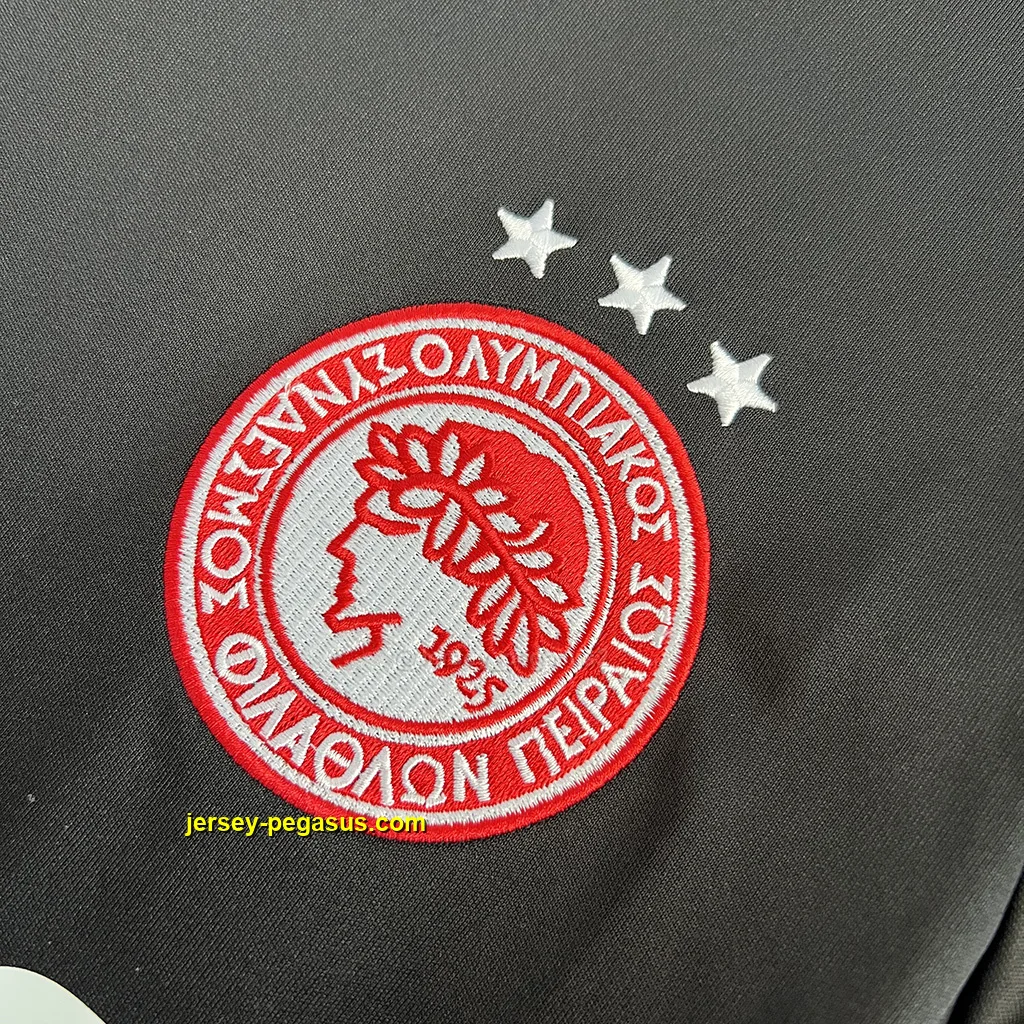 Olympiacos Retro 04-05 Away Olympiacos Retro 04-05 Away