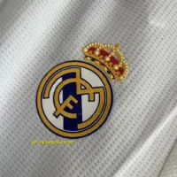 Real Madrid Retro 18-19 Home Player Version Real Madrid Retro 18-19 Home Player Version