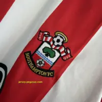 Southampton Retro 15-16 Home Southampton Retro 15-16 Home