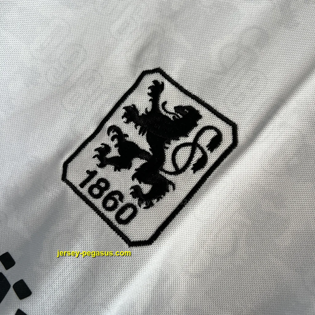 TSV 1860 Munich Retro 95-96 Home