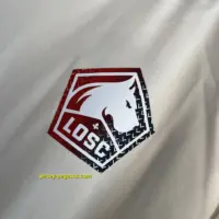 Lille Away