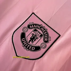 Man Utd GK Pink