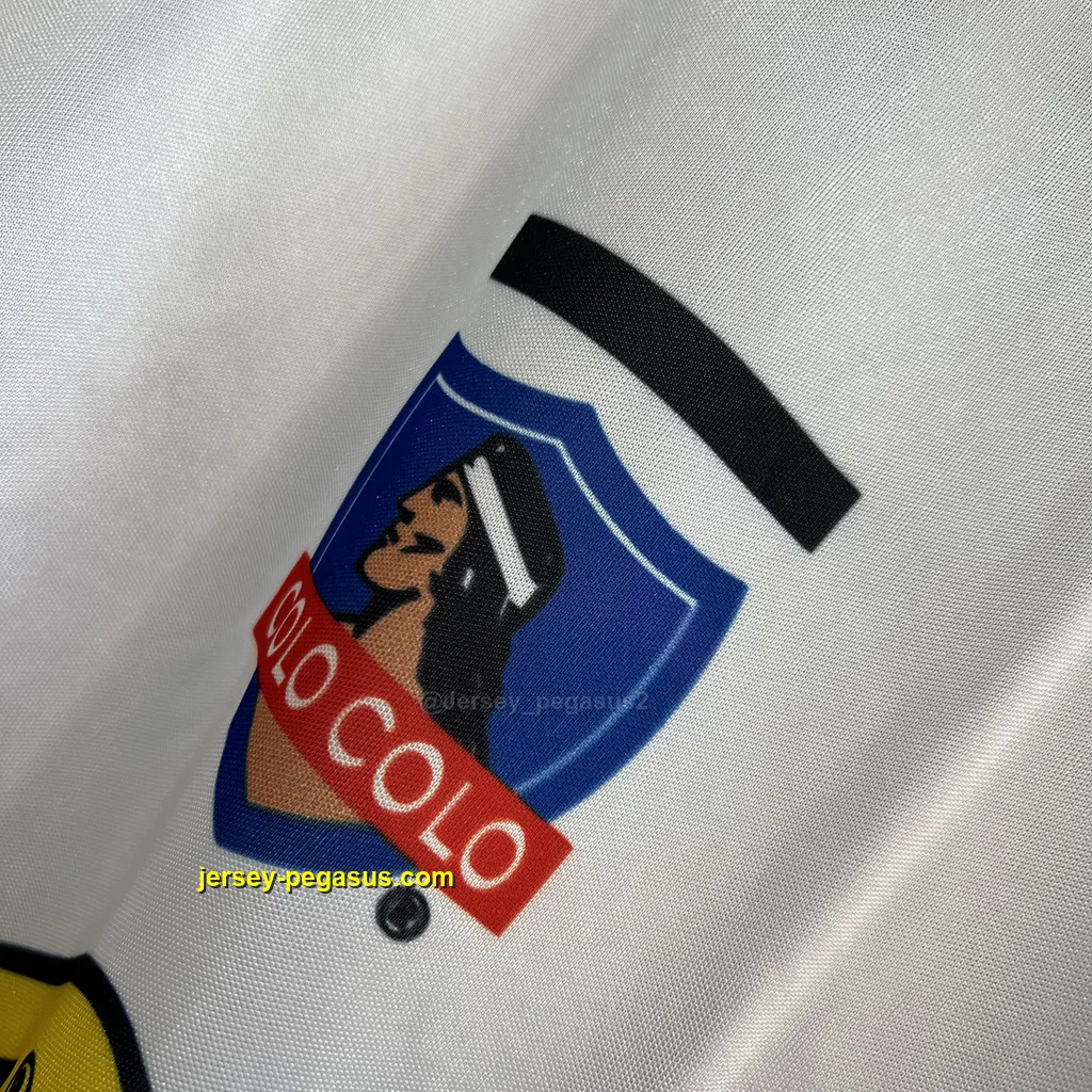 Colo-Colo Retro 95 Home Colo-Colo Retro 95 Home