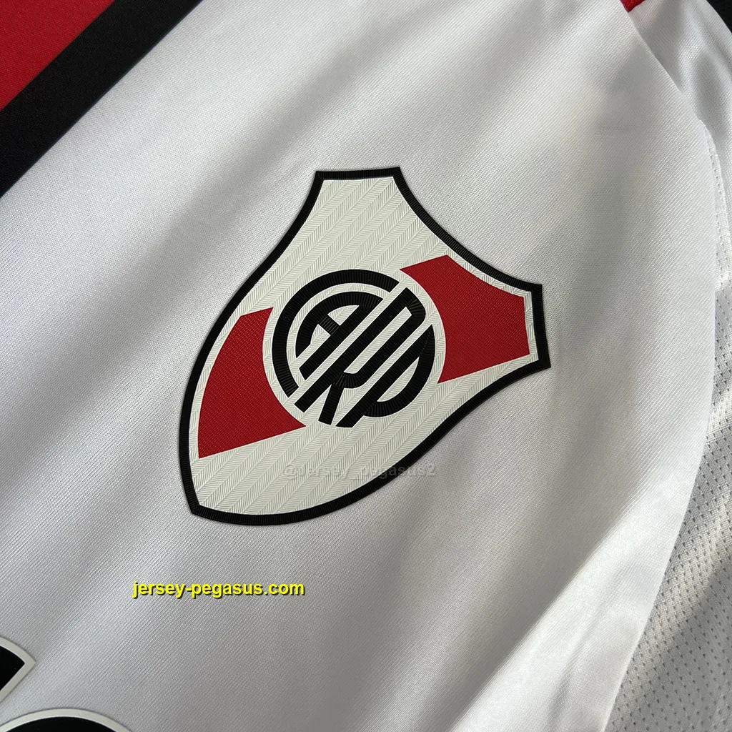 River Plate Third
