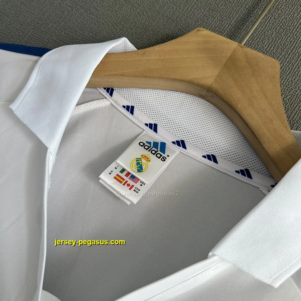 Real Madrid Retro 01-02 Home Real Madrid Retro 01-02 Home