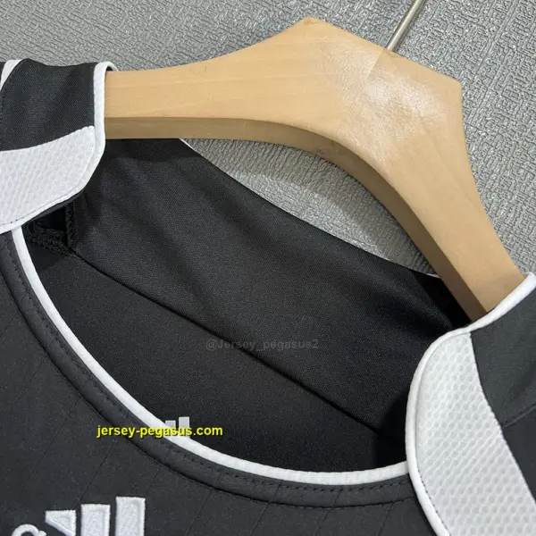 Real Madrid Retro 06-07 Third