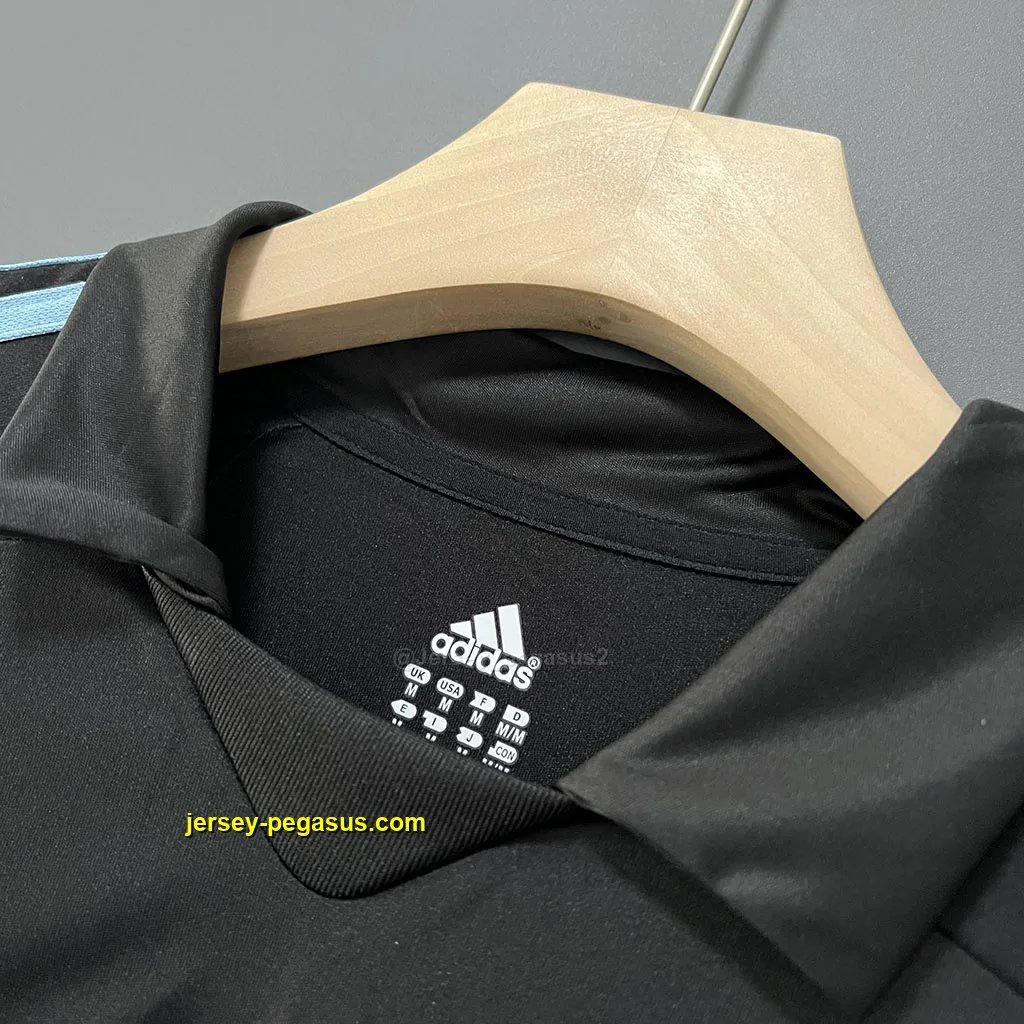 Real Madrid Retro 09-10 Away