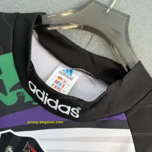 Newcastle United Retro 95-96 GK LONG SLEEVES