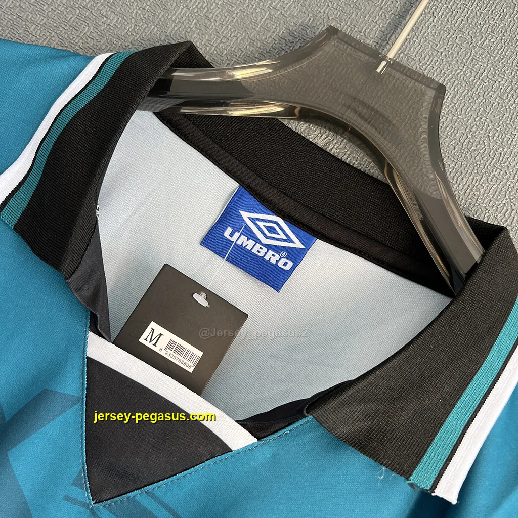 Ajax Retro 95-96 Away