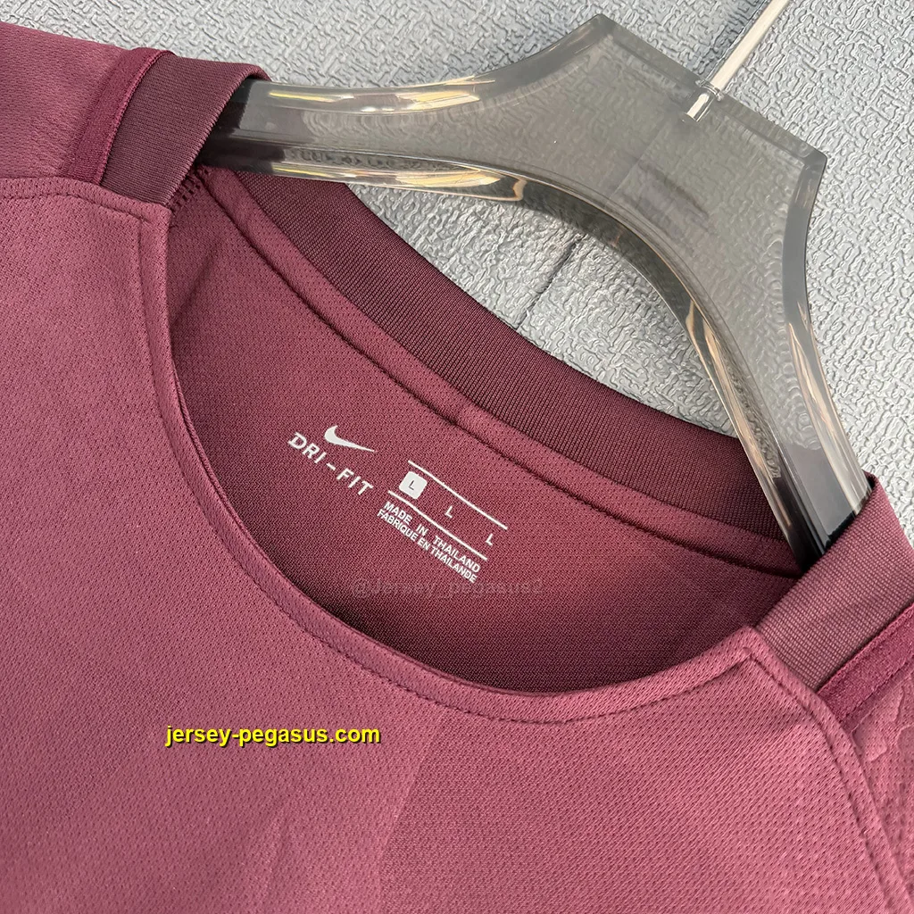Barcelona Retro 17-18 Third
