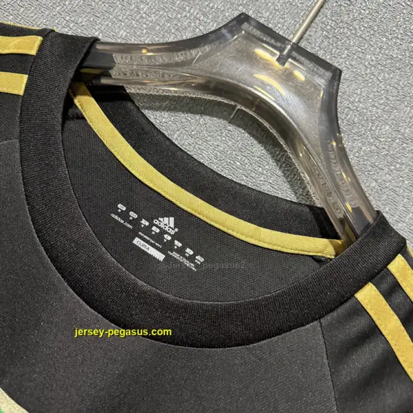 Juventus Retro 15-16 Third