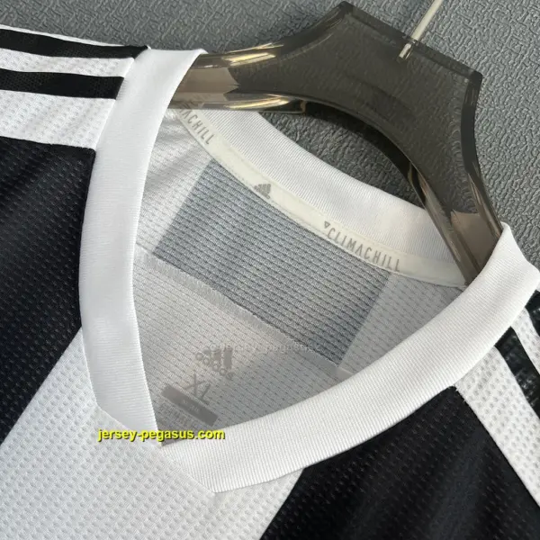 Juventus Retro 18-19 Home Player Version