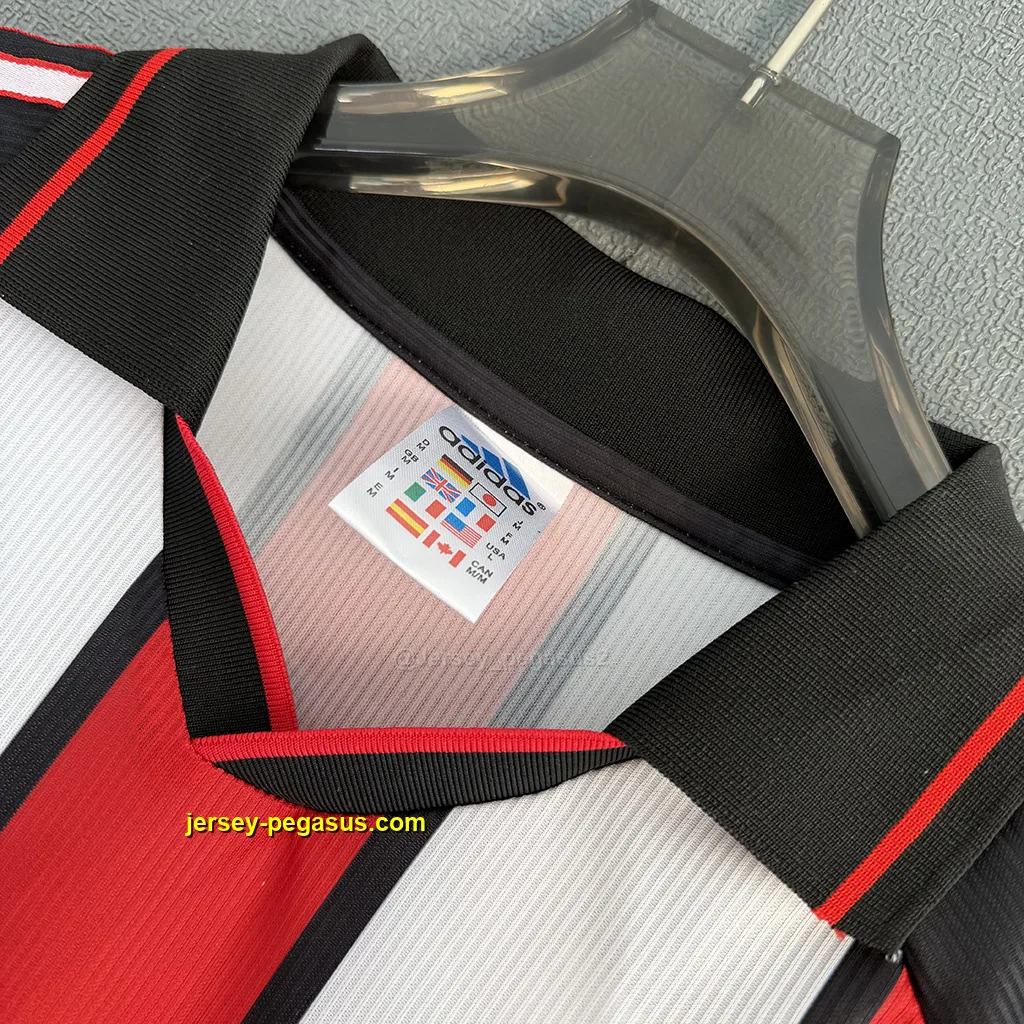 River Plate Retro 01-02 Away