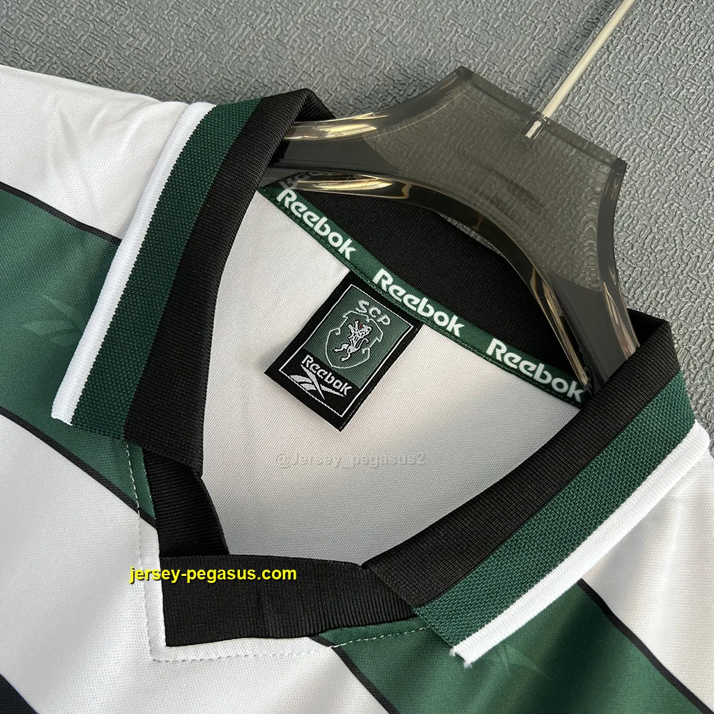 Sporting Lisbon Retro 00-01 Home