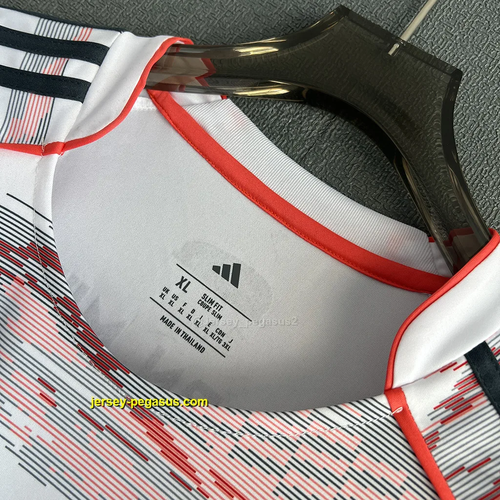 Bayern Munich Away Bayern Munich Away