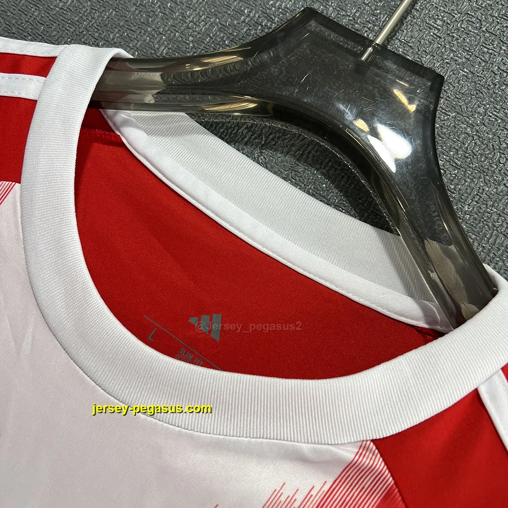 Bayern Munich Home Bayern Munich Home