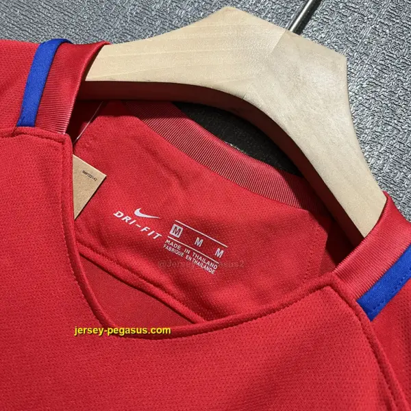 Chile Retro 16 Home