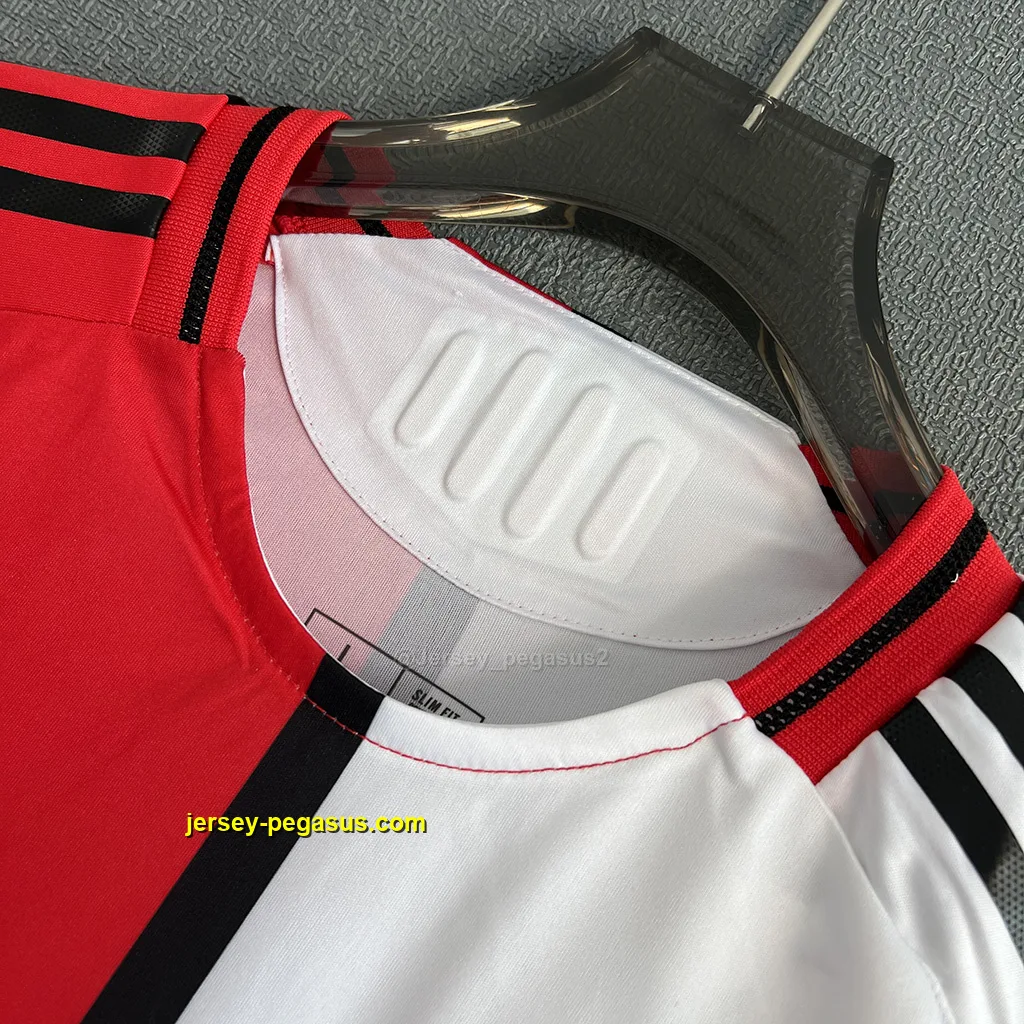 River Plate Third