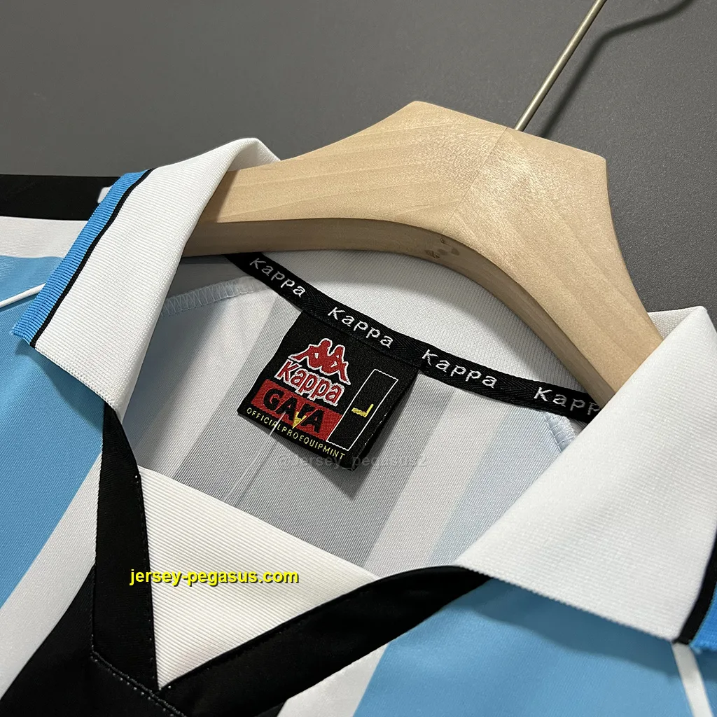 Gremio Retro 2000 Home