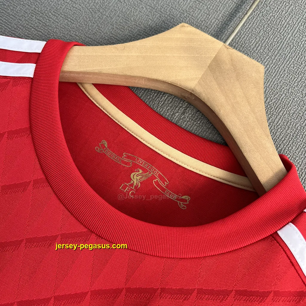 Liverpool Retro 10-11 Home