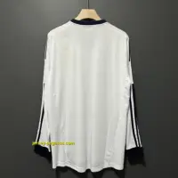 Real Madrid Retro 12-13 Home Real Madrid Retro 12-13 Home