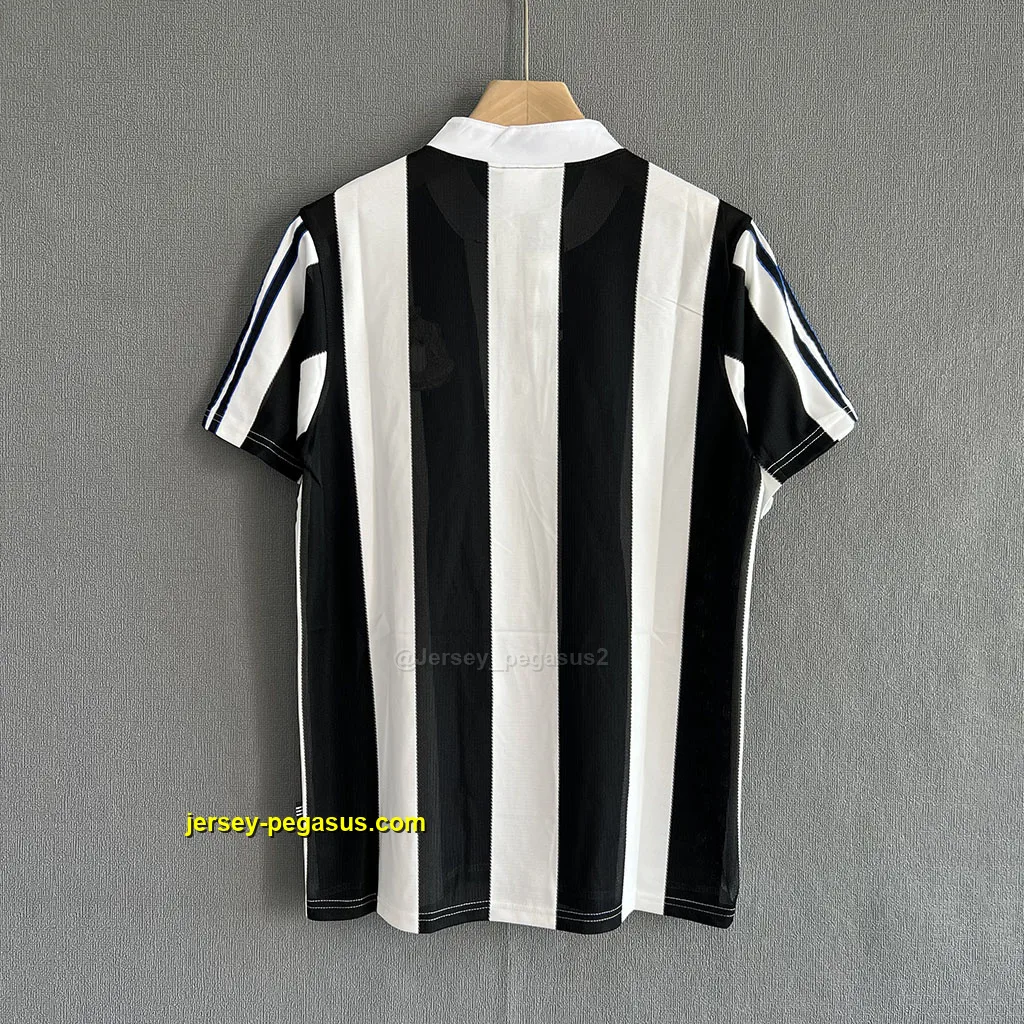 Newcastle United Retro 95-97 Home Newcastle United Retro 95-97 Home