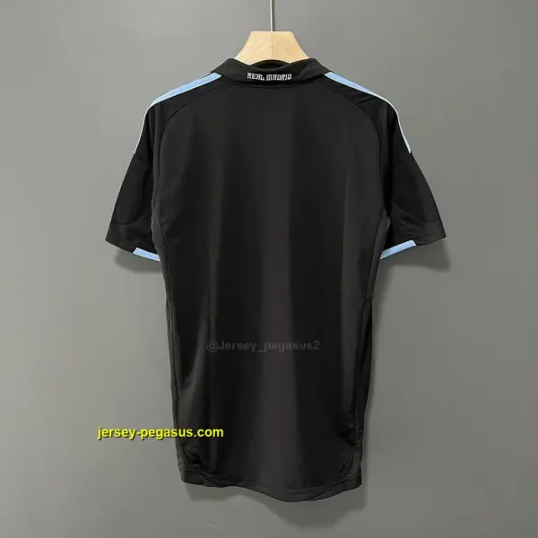 Real Madrid Retro 09-10 Away